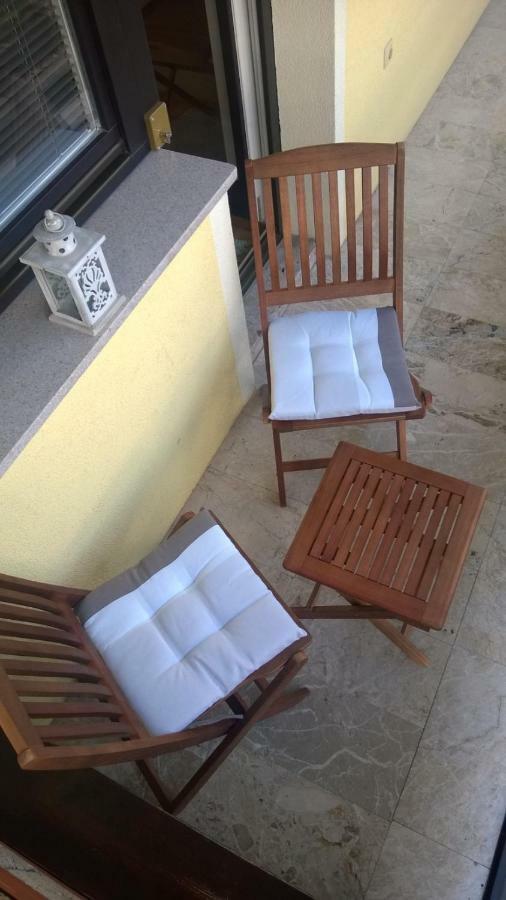 Apartma Arnez Apartment *